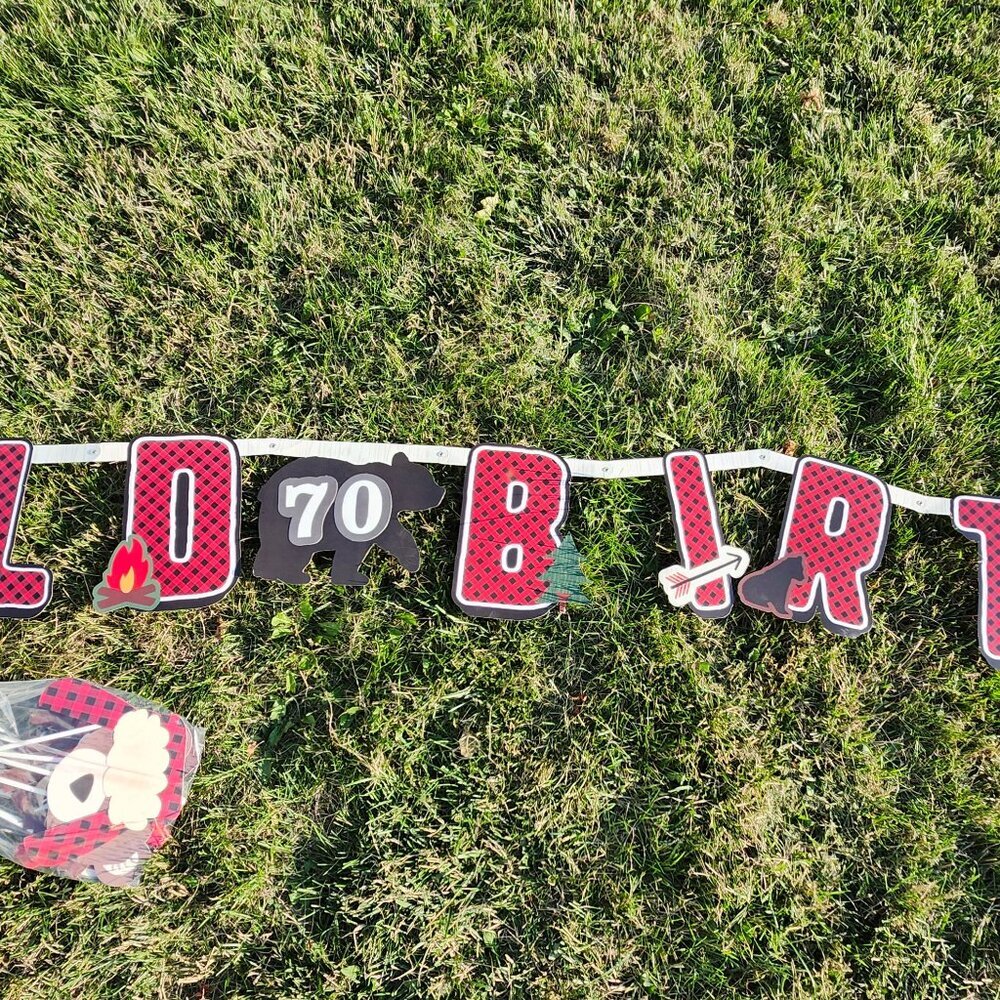 LARGE WILD BIRTHDAY DECORATION LOT BANNER Photo Props ALL AGES Outdoors Canadian - Picture 15 of 16